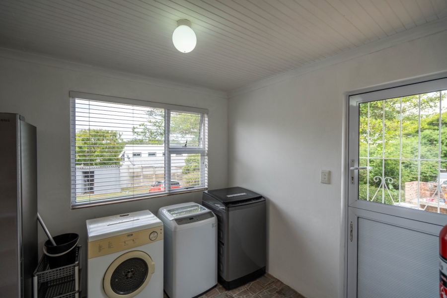 8 Bedroom Property for Sale in West Bank Eastern Cape